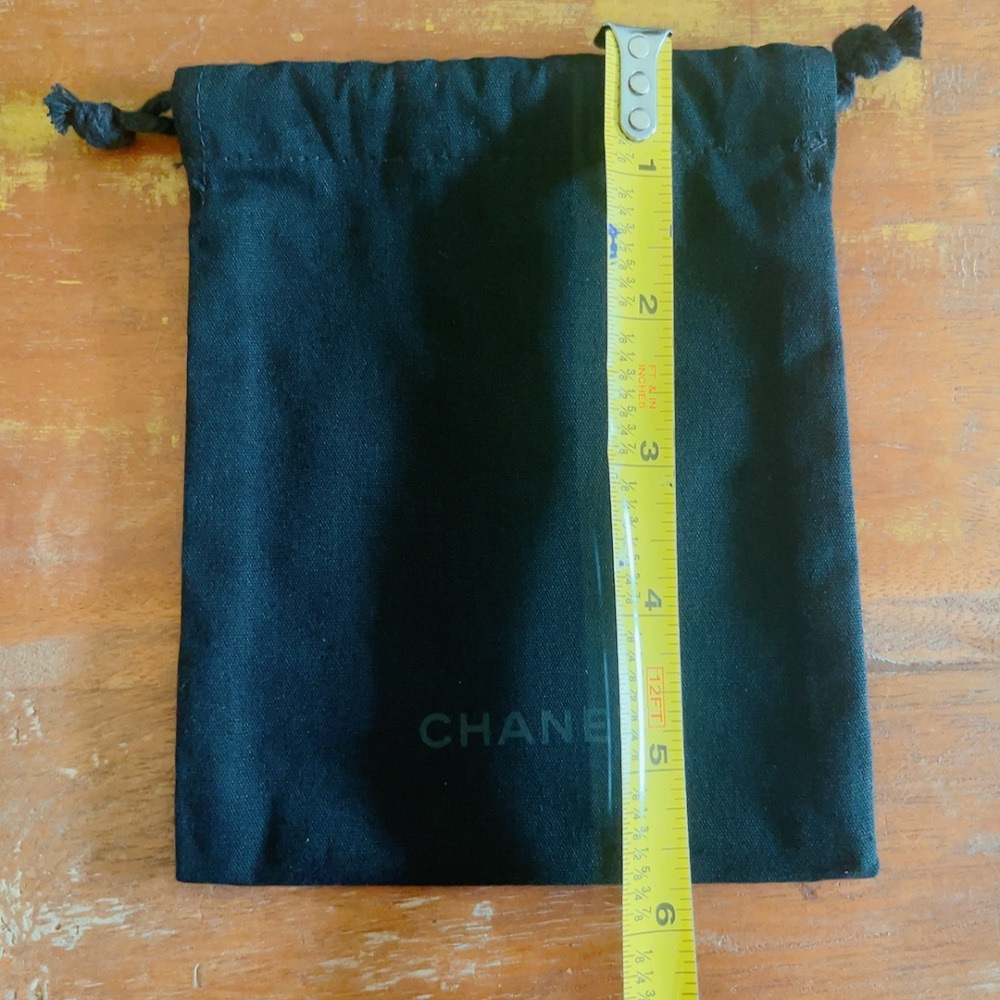 Chanel drawstring pouch - Picture 4 of 5